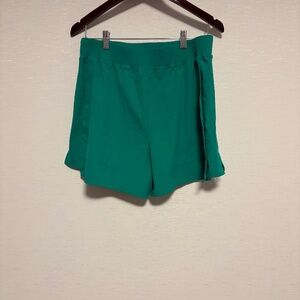 Lululemon Stretch Woven Relaxed High Rise Shorts